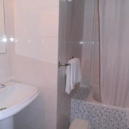 Carlos Iii Guest house