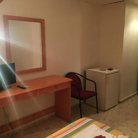 Guest house Carlos Iii 2*
